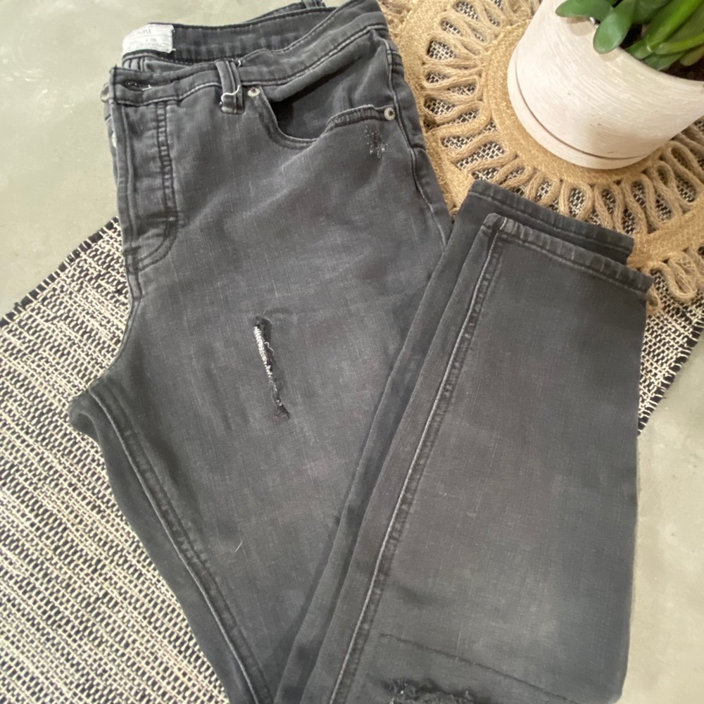FreePeople Jean w/ hole & net inlay embellishment